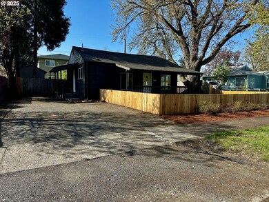 1733 I St, Springfield, OR 97477 - photo 5