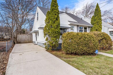 2750 Brandon St, Flint, MI 48503 - photo 2