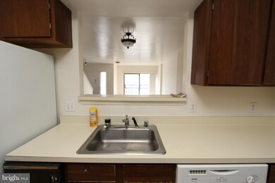1039 Michigan Ave NE unit 1039, Washington, DC 20017 - photo 5