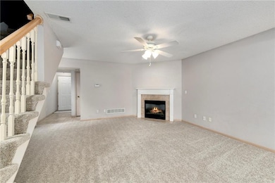 1327 SE Broadway Cir, Lees Summit, MO 64081 - photo 5