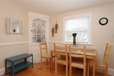 79 Crest St, Middletown, RI 02842 - photo 5