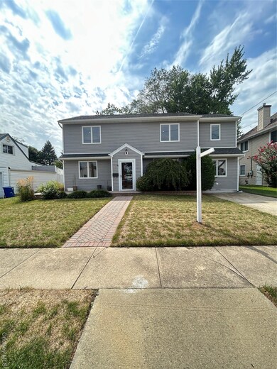 3068 Xavier Place, Oceanside, NY 11572 - photo 3