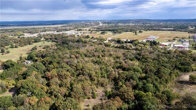 000 Pryor Ave, Pocola, OK 74902 - photo 6