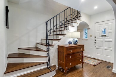 2515 Cambria Blvd, Dallas, TX 75214 - photo 4