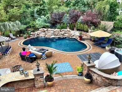 515 Pin Oak Dr, Langhorne, PA 19047 - photo 2