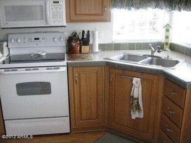Kitchen2