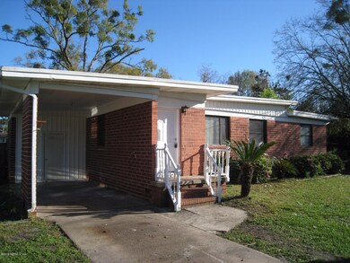 2268 Hirsch Ct, Jacksonville, FL 32216 - photo 2