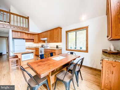 937 Greenview Dr, Basye, VA 22810 - photo 7