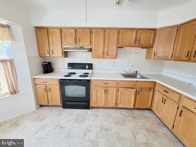 18B Ashley Rd unit B, Whiting, NJ 08759 - photo 5
