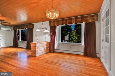 806 E Main St, Mount Joy, PA 17552 - photo 6