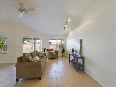 1518 Ridgely Ln, Sebastian, FL 32958 - photo 4