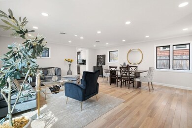 5 Bencliffe Cir, Auburndale, MA 02466 - photo 2