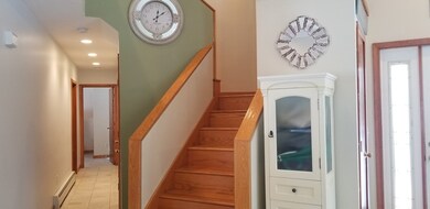 124 Fabyan Woodstock Rd, North Grosvenordale, CT 06255 - photo 3