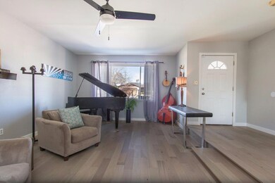 1605 W Orchid Ln, Phoenix, AZ 85021 - photo 4