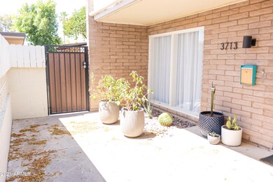 3713 E Glenrosa Ave, Phoenix, AZ 85018 - photo 3