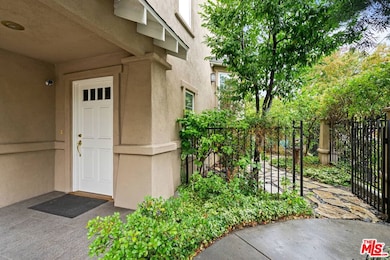 4371 Troost Ave, Studio City, CA 91604 - photo 3