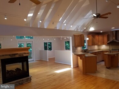 1330 Argyll Dr, Arnold, MD 21012 - photo 5