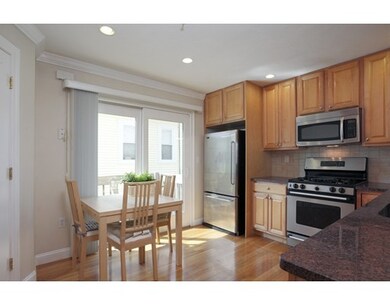 45 Chestnut St unit 3, Waltham, MA 02453 - photo 4