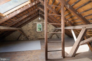 7538 Buhman Rd, Zionsville, PA 18092 - photo 5