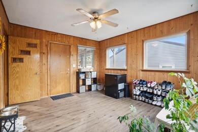 1623 Byron Ave, Waterloo, IA 50702 - photo 4