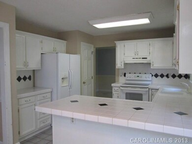 12733 Moores Mill Rd, Huntersville, NC 28078 - photo 4