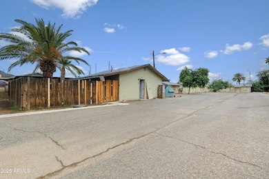 1815 W Sahuaro Dr, Phoenix, AZ 85029 - photo 2