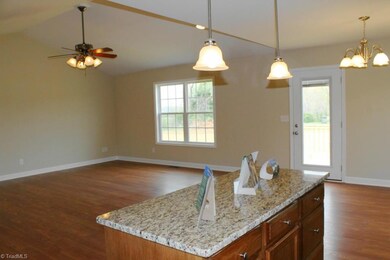 266 Lone Pine Rd, Statesville, NC 28625 - photo 4