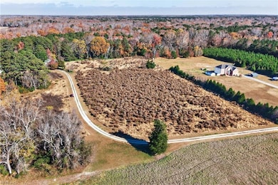 5.1+AC Gwyn Ln, Hayes, VA 23072 - photo 2