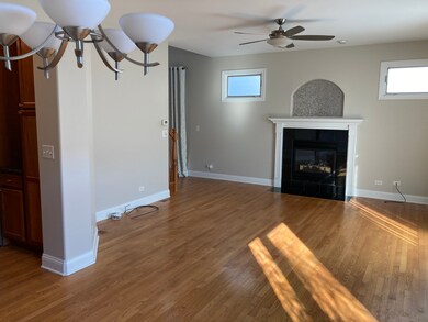 176 Mayo Ct, Elmhurst, IL 60126 - photo 4