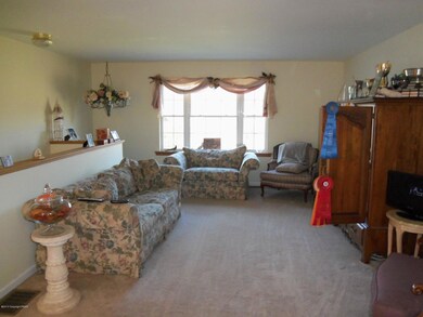 74 Reynolds Rd, Tamaqua, PA 18252 - photo 5