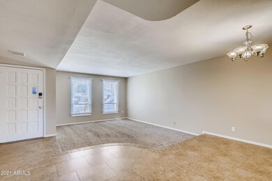 09 Dining Room