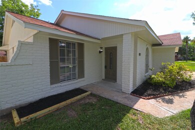 7415 Lumber Jack Dr, Houston, TX 77040 - photo 3