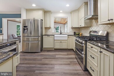 4304 Willow Woods Dr, Annandale, VA 22003 - photo 7