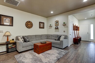 3559 SW Pumice Place MLS-3