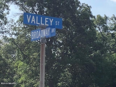 957-983 E Broadway Ave, Norton Shores, MI 49444 - photo 7