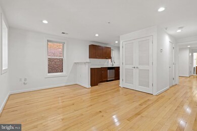 732 Lamont St NW unit 201, Washington, DC 20010 - photo 2