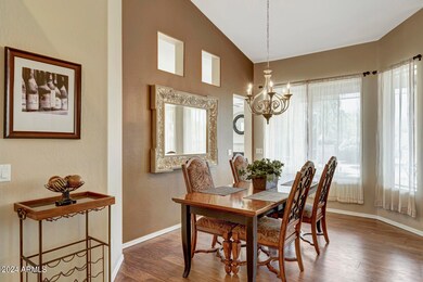 13_4343_East_Mossman_Drive__04_mls