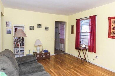 Living room 3