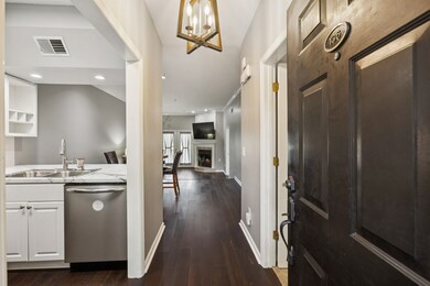 136 W End Place unit 33, Nashville, TN 37205 - photo 2