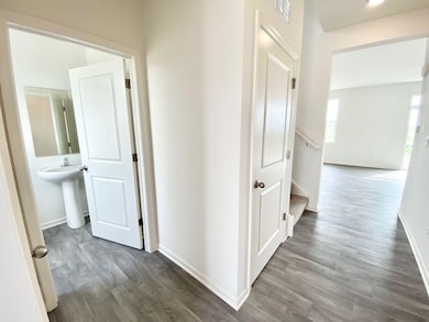 607 Ensign Place, Hebron, IN 46341 - photo 3