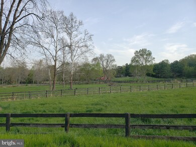 23376 New Mountain Rd, Aldie, VA 20105 - photo 2