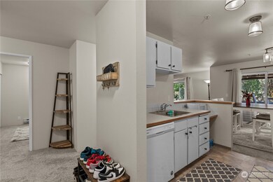 667 4th St NE unit K 201, East Wenatchee, WA 98802 - photo 3