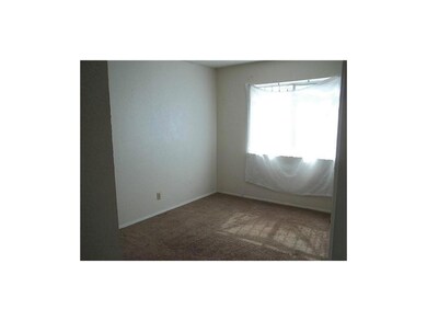 10701 Forest Ridge Ln unit C, El Paso, TX 79935 - photo 4