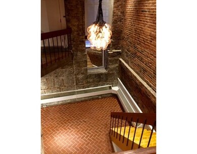 166 Commercial St unit 1R, Boston, MA 02109 - photo 7