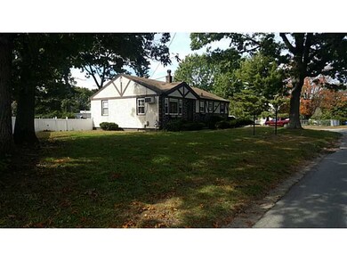 63 Wyoming Ave, Warwick, RI 02888 - photo 3