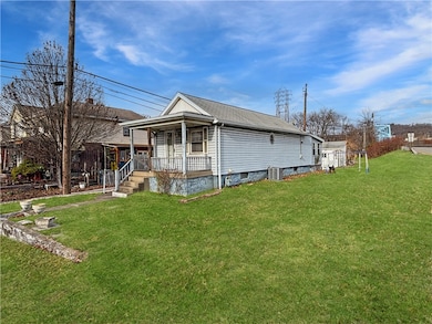 1701 Indiana Ave, Monaca, PA 15061 - photo 3