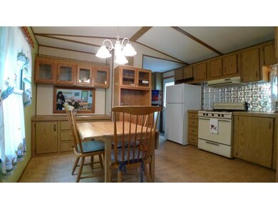 381 Piscassic Rd, Newfields, NH 03856 - photo 6