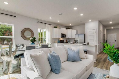 4010 Pendragon Cir, Milton, FL 32583 - photo 7