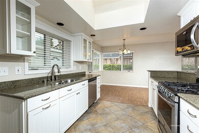 1717 Glasgow Ave, Cardiff By the Sea, CA 92007 - photo 4