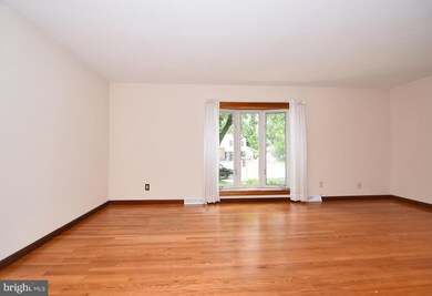 621 Mulberry Ln, Edgewood, MD 21040 - photo 4